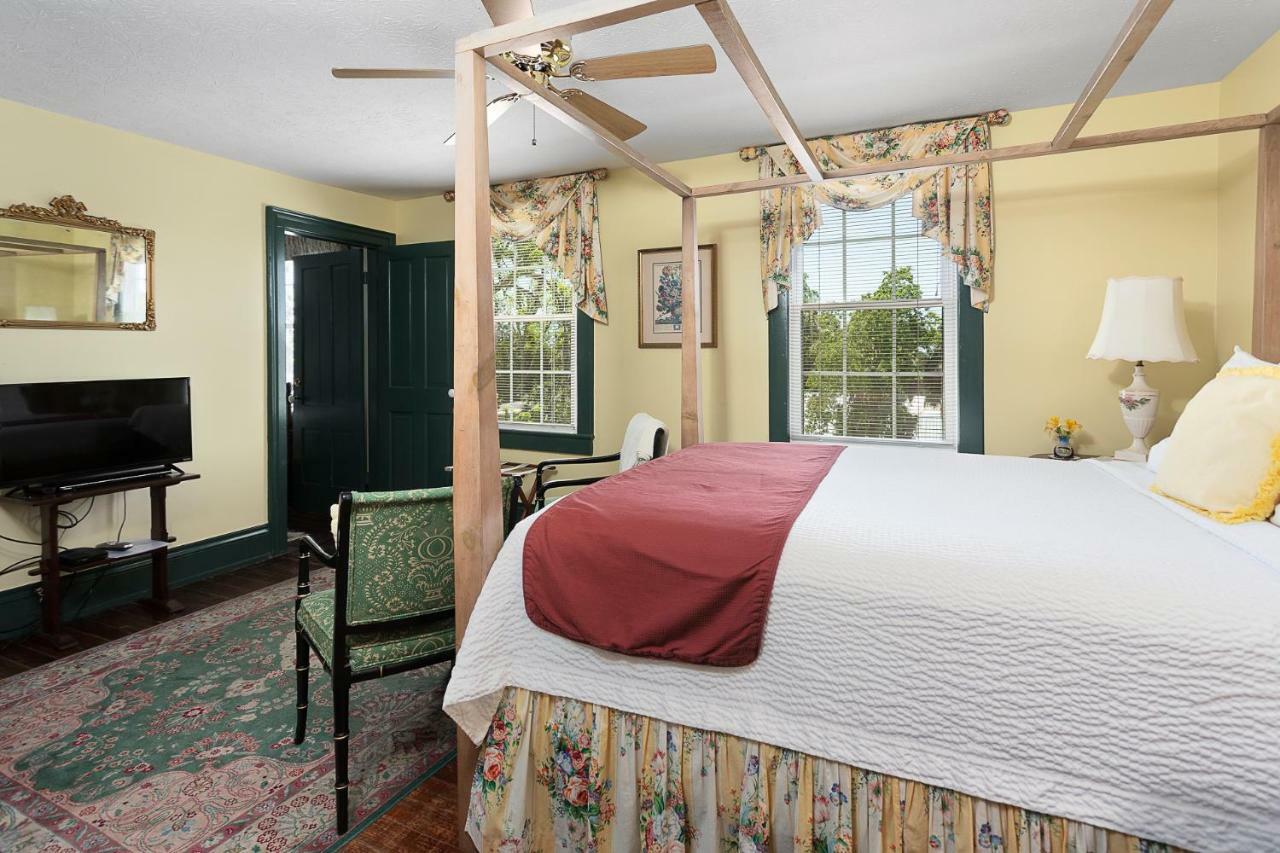Spencer House Inn Saint Marys Extérieur photo