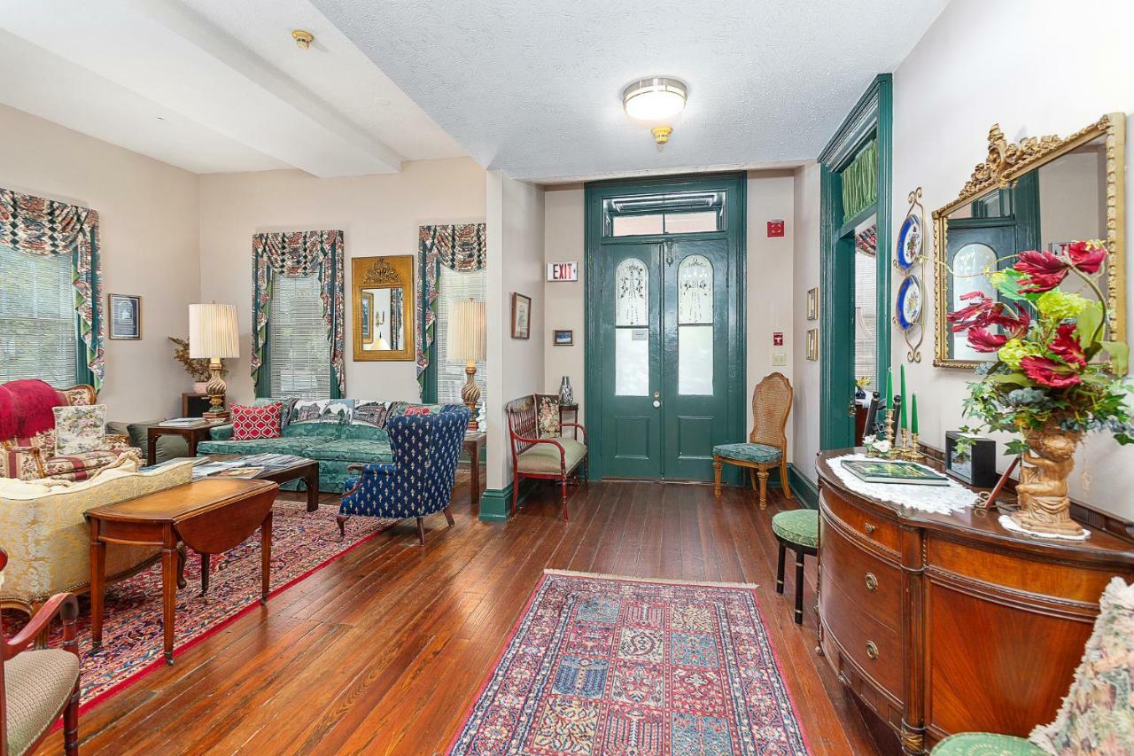 Spencer House Inn Saint Marys Extérieur photo
