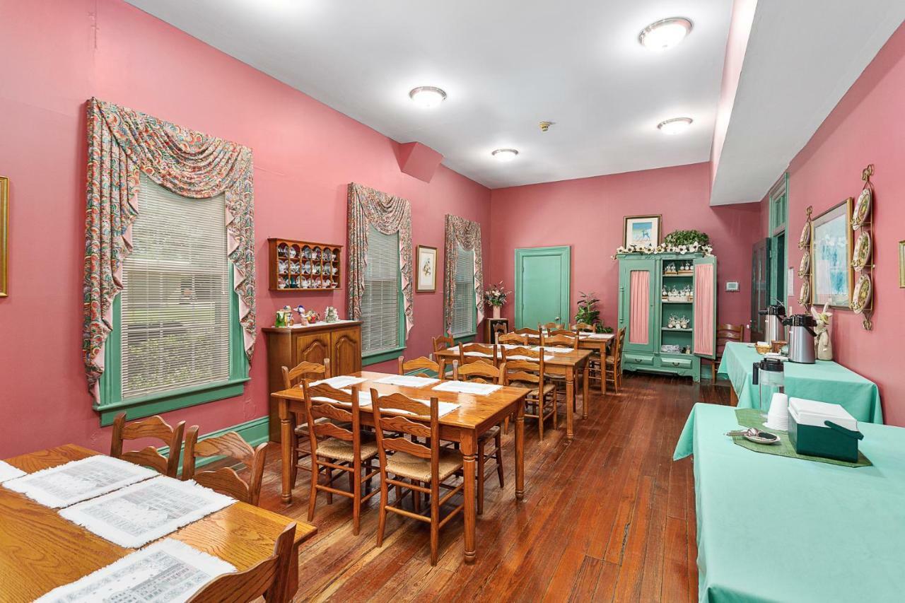 Spencer House Inn Saint Marys Extérieur photo